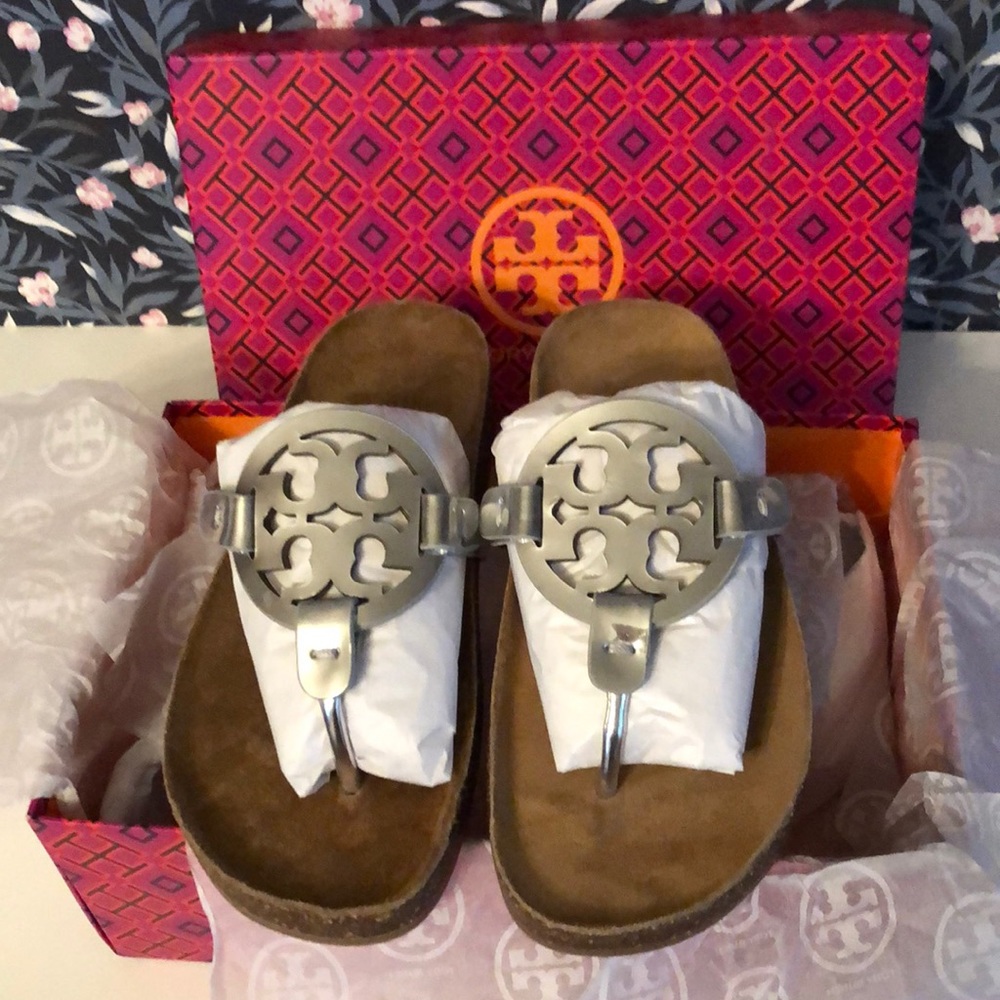 Tory Burch Miller Cloud metallic leather sandals - Picture 2 of 10